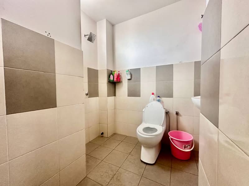 Taman Indah KLIA untuk Untuk Dijual - RM 480,000, Mac 2026 - Bathroom - PropertyGuru.com.my