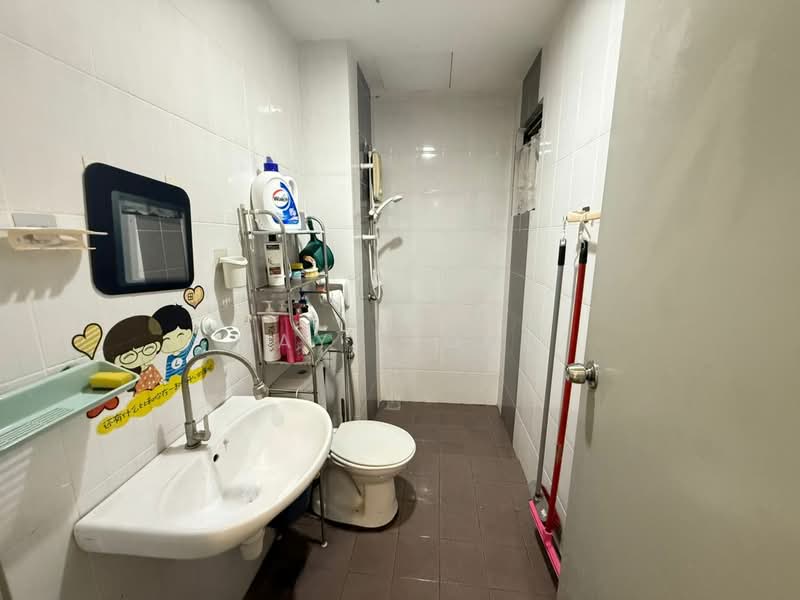 Condominium for Sale at T-Parkland - May Liong - Bathroom - PropertyGuru.com.my