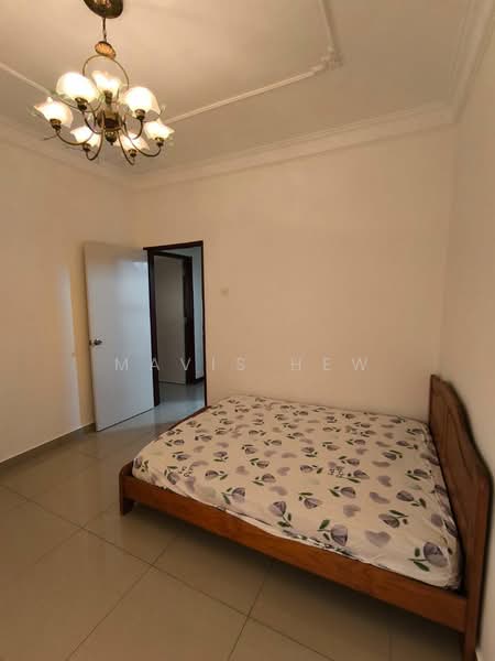 2-storey Terraced House for Rent in Permas Jaya (Johor Bahru) - Mavis Hew - Bedroom - PropertyGuru.com.my