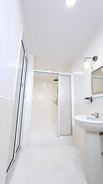 Anggerik Villa 2 Apartment untuk Untuk Dijual - RM 230,000, Mac 2026 - Bathroom - PropertyGuru.com.my