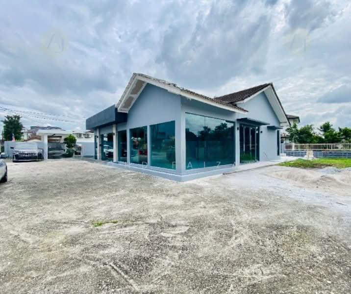 Seksyen 12 Petaling Jaya untuk Untuk Dijual - RM 4,000,000, Mac 2026 - Exterior - PropertyGuru.com.my