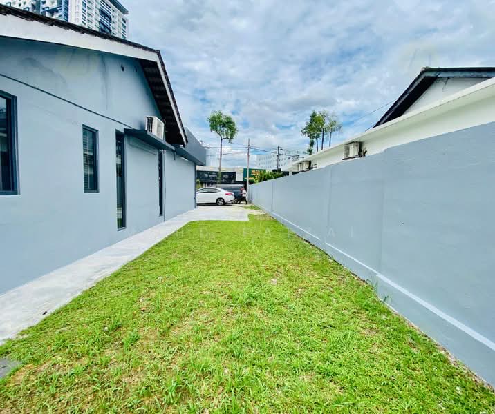 Seksyen 12 Petaling Jaya untuk Untuk Dijual - RM 4,000,000, Mac 2026 - Exterior - PropertyGuru.com.my