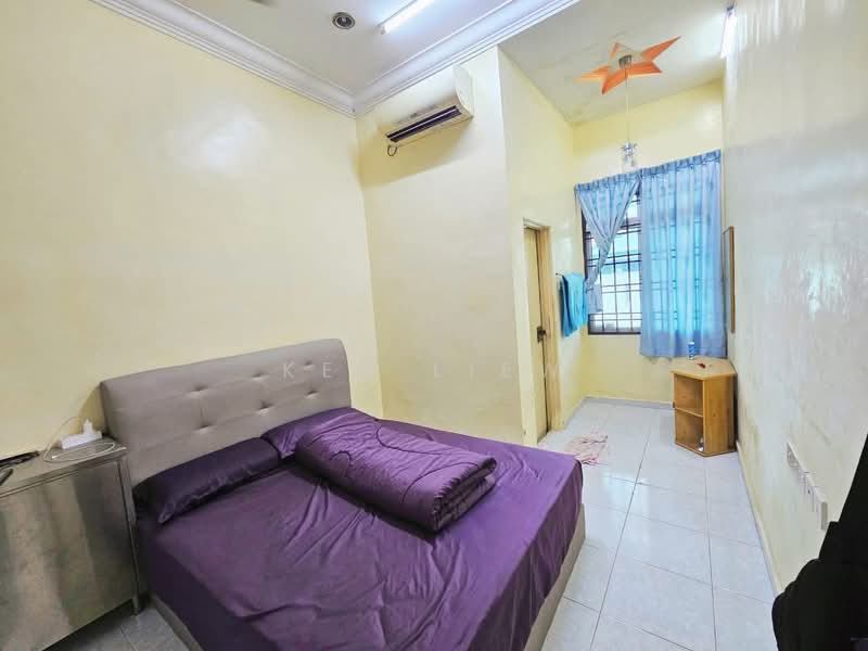 1-storey Terraced House for Sale in Taman Nusa Bestari (Iskandar Puteri (Nusajaya)) - Ken Liew - Bedroom - PropertyGuru.com.my