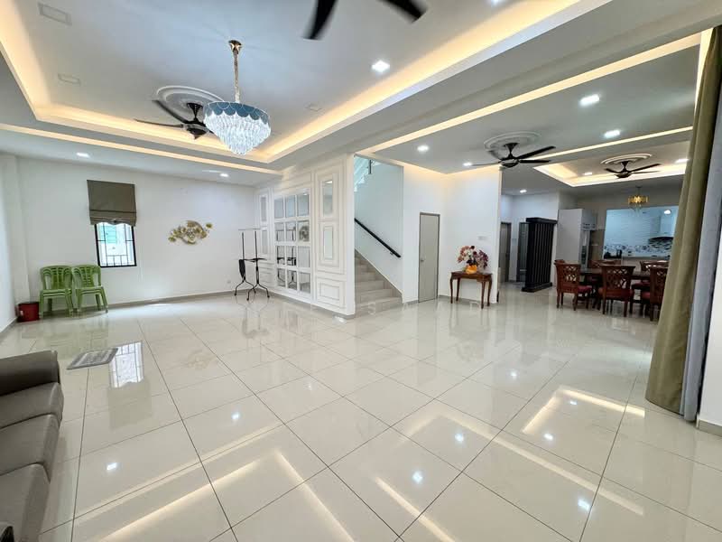 Taman Senawang Perdana untuk Untuk Dijual - RM 700,000, Mac 2026 - Living Room - PropertyGuru.com.my