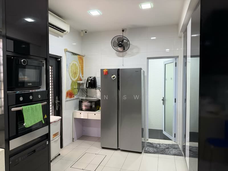 Terraced House for Sale in Batu Caves (Selangor) - Ryan Swe - Kitchen - PropertyGuru.com.my