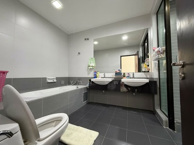 Terraced House for Sale in Batu Caves (Selangor) - Ryan Swe - Bathroom - PropertyGuru.com.my
