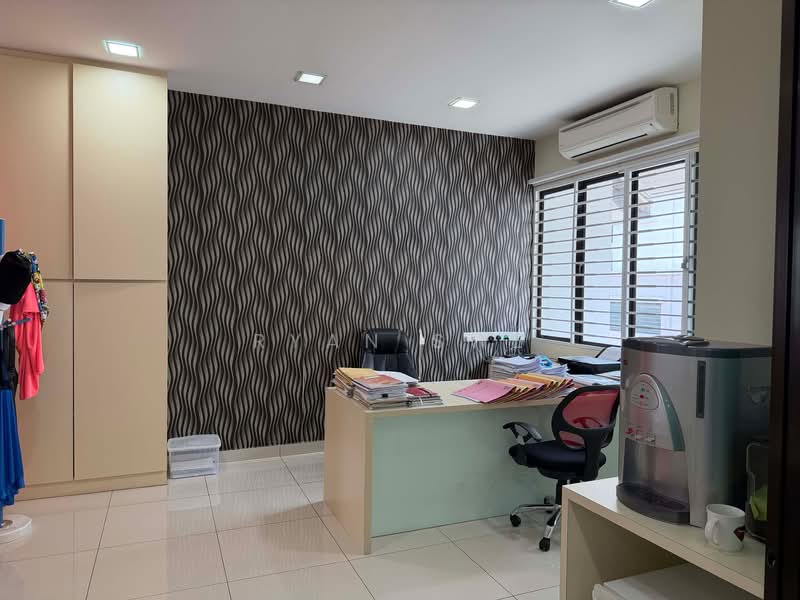 Terraced House for Sale in Batu Caves (Selangor) - Ryan Swe - Study - PropertyGuru.com.my