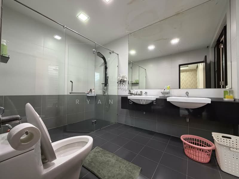 Terraced House for Sale in Batu Caves (Selangor) - Ryan Swe - Bathroom - PropertyGuru.com.my