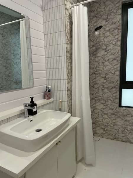 Service Residence for Sale at Pandora @ Tropicana Metropark - JJ LIM - Bathroom - PropertyGuru.com.my