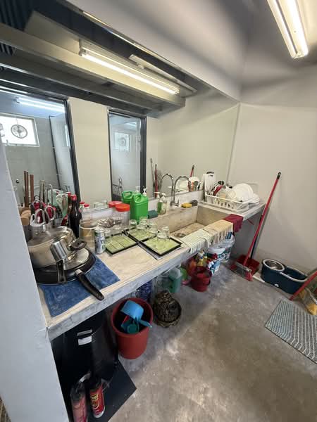 Kuchai Business Park untuk Untuk Disewa - RM 2,250 /bulan, Mac 2026 - Kitchen - PropertyGuru.com.my