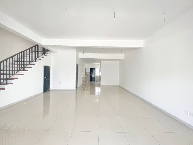 2-storey Terraced House for Sale in Semenyih (Selangor) - Alif Saad - Living Room - PropertyGuru.com.my