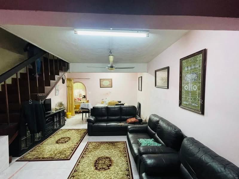 Taman Seraya untuk Untuk Dijual - RM 400,000, Mac 2026 - Living Room - PropertyGuru.com.my