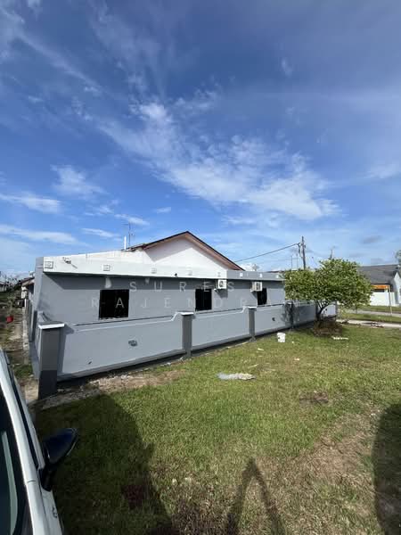 1-storey Terraced House for Rent in Taman Puteri Wangsa (Ulu Tiram) - Suresh Rajendran - Exterior - PropertyGuru.com.my