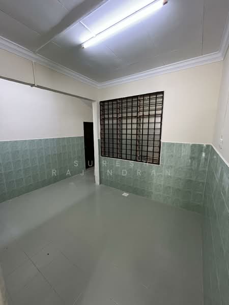 1-storey Terraced House for Rent in Taman Puteri Wangsa (Ulu Tiram) - Suresh Rajendran - Interior - PropertyGuru.com.my