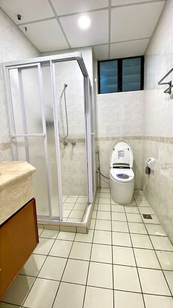 Condominium for Rent at Sri Pangkor Condominium - Gan Chun Kai - Bathroom - PropertyGuru.com.my