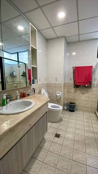 Condominium for Rent at Sri Pangkor Condominium - Gan Chun Kai - Bathroom - PropertyGuru.com.my