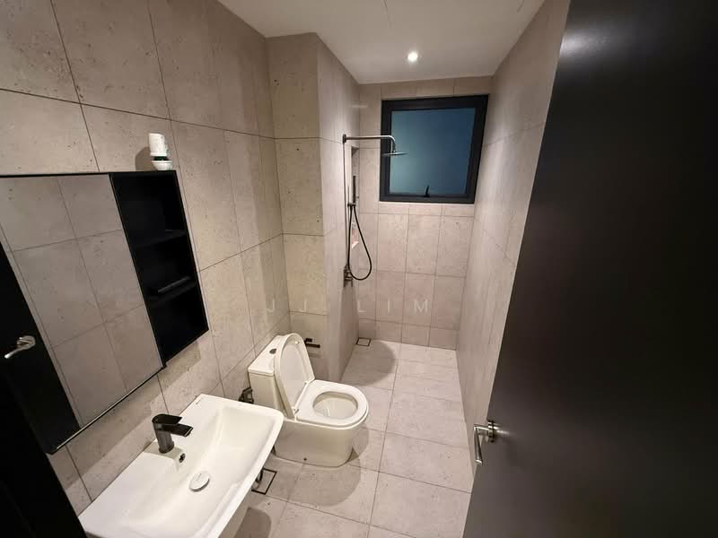 Condominium for Rent at EdgeWood Residences @ SkySanctuary - JJ LIM - Bathroom - PropertyGuru.com.my
