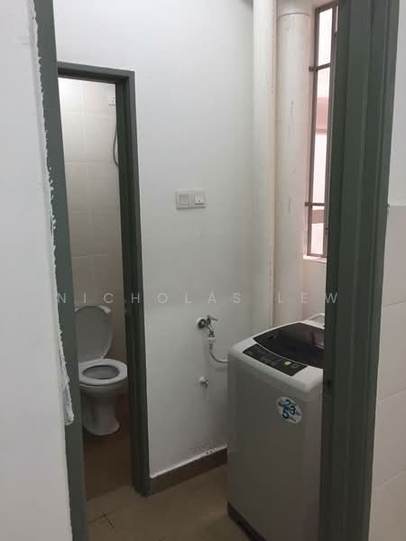 Condominium for Rent at Mutiara Residence - Nicholas Lew - Bathroom - PropertyGuru.com.my