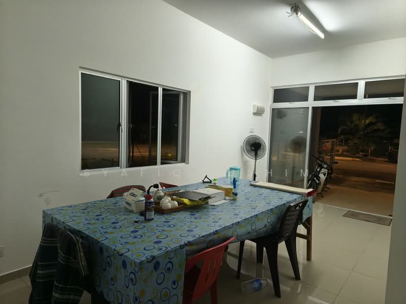 Taman Langat Utama 4 untuk Untuk Dijual - RM 483,444, Feb 2026 - Living Room - PropertyGuru.com.my