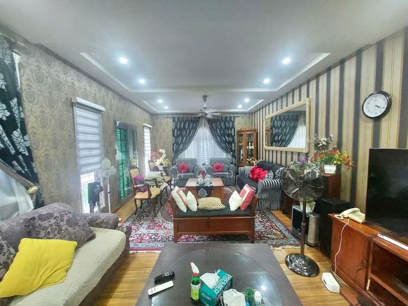 Taman Sri Ampang, Ampang Jaya untuk Untuk Dijual - RM 1,800,000, Feb 2026 - Living Room - PropertyGuru.com.my