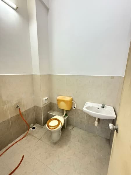 2-storey Terraced House for Sale in Bukit Indah (Iskandar Puteri (Nusajaya)) - Wallace Ang - Bathroom - PropertyGuru.com.my