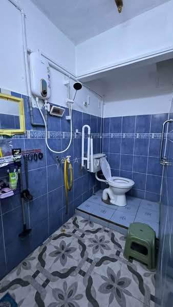 Taman Kajang Baru Sungai Jelok untuk Untuk Dijual - RM 390,000, Feb 2026 - Bathroom - PropertyGuru.com.my
