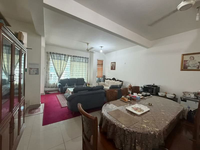 2-storey Terraced House for Sale in Taman Nusa Bestari (Iskandar Puteri (Nusajaya)) - Alan Ler - Living Room - PropertyGuru.com.my