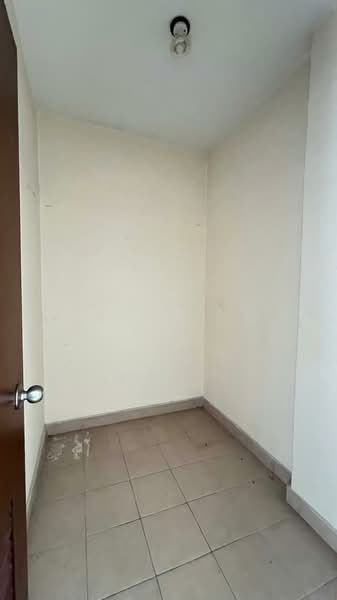 Apartment for Rent at Molek Pine 2 - Zoe Voon - Interior - PropertyGuru.com.my