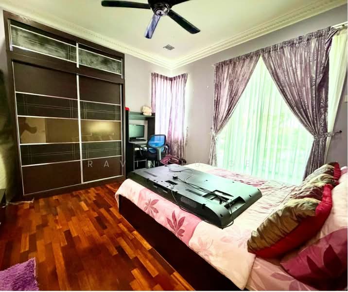 Pusat Bandar Putra Permai untuk Untuk Dijual - RM 1,800,000, Mac 2026 - Bedroom - PropertyGuru.com.my