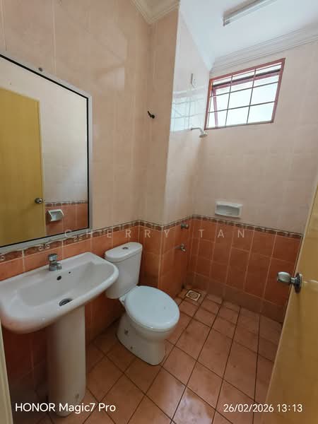 2-storey Terraced House for Rent in Ara Damansara (Selangor) - Cherry Tan - Bathroom - PropertyGuru.com.my