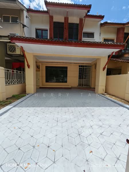 2-storey Terraced House for Rent in Ara Damansara (Selangor) - Cherry Tan - Exterior - PropertyGuru.com.my