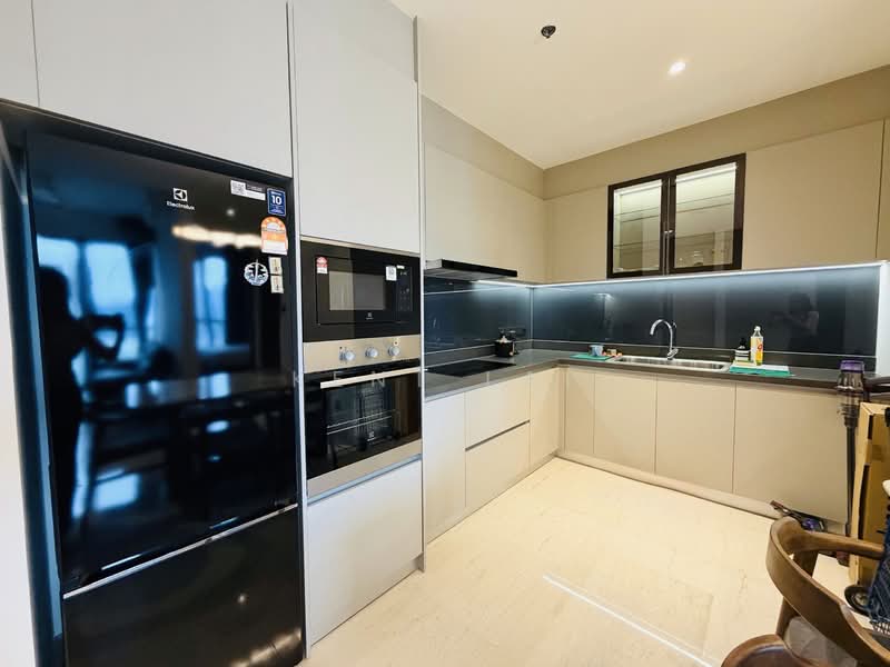 Marriott Residence @ Gurney untuk Untuk Disewa - RM 5,500 /bulan, Feb 2026 - Kitchen - PropertyGuru.com.my