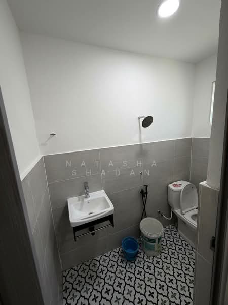 Renovated Single Storey Teerace Jalan Hamzah Alang Kapar Klang untuk Untuk Dijual - RM 330,000, Mac 2026 - Bathroom - PropertyGuru.com.my