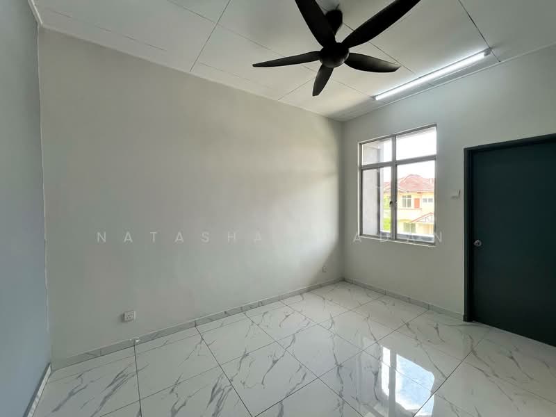 2-storey Terraced House for Sale in Alam Perdana (Puncak Alam) - Natasha Shadan - Interior - PropertyGuru.com.my