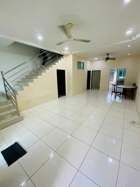 Bandar Mutiara untuk Untuk Dijual - RM 380,000, Feb 2026 - Living Room - PropertyGuru.com.my