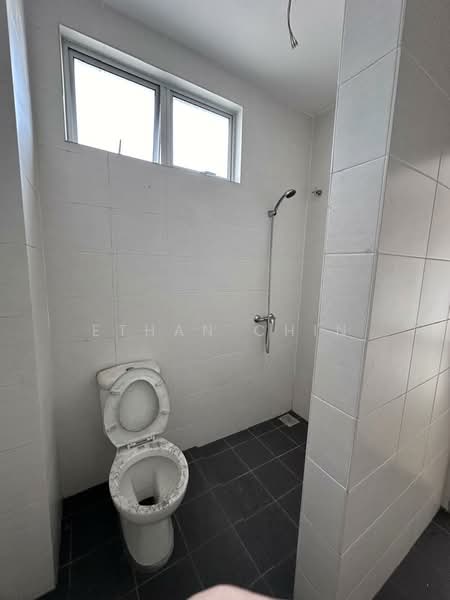 2-storey Terraced House for Sale in Taman Sri Buloh (Sungai Buloh) - Ethan Chin - Bathroom - PropertyGuru.com.my