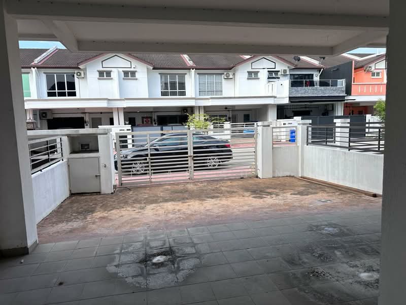 2-storey Terraced House for Sale in Taman Sri Buloh (Sungai Buloh) - Ethan Chin - Exterior - PropertyGuru.com.my