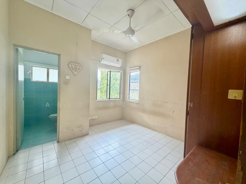 Kenari Apartment untuk Untuk Dijual - RM 330,000, Mac 2026 - Bathroom - PropertyGuru.com.my