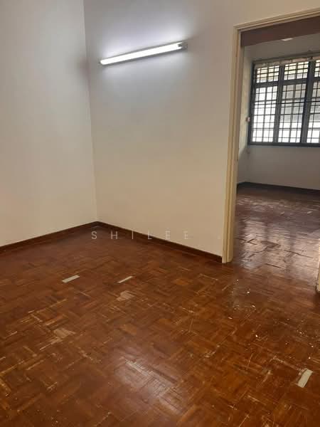 2-storey Terraced House for Sale in Taman Perling (Perling) - Shilee . - Interior - PropertyGuru.com.my