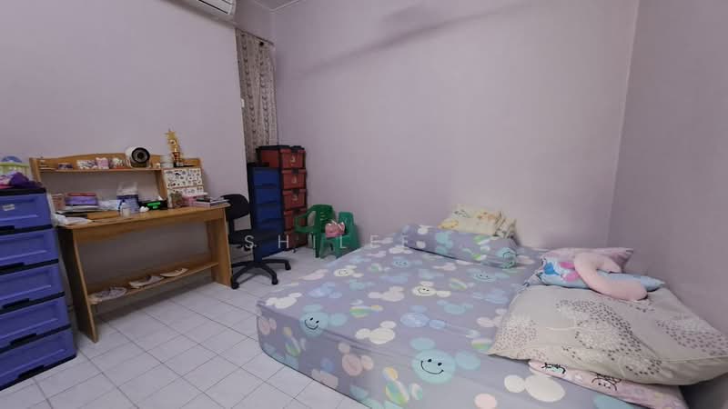 1-storey Terraced House for Sale in Taman Megah Ria (Masai) - Shilee . - Bedroom - PropertyGuru.com.my