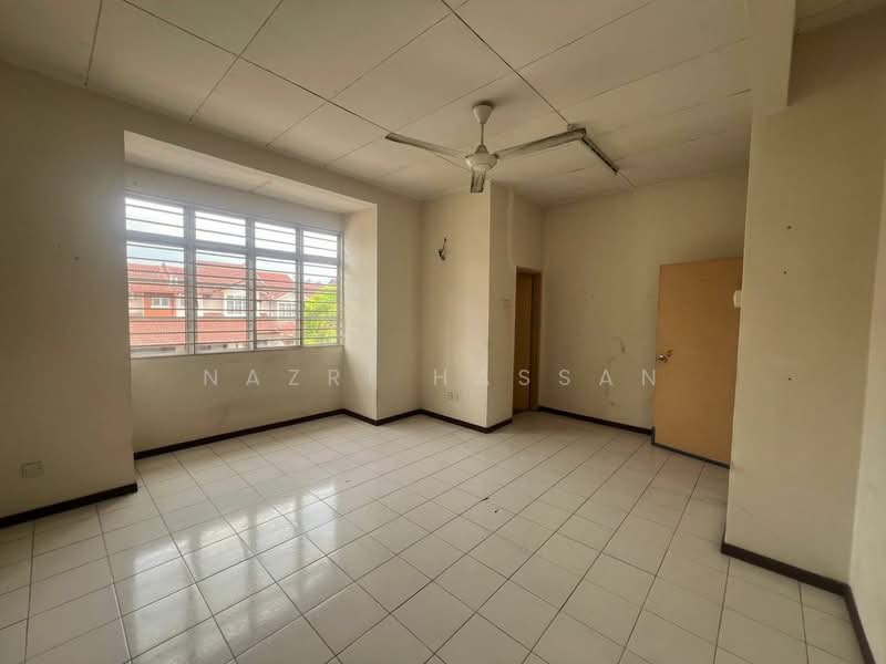 Desa Coalfields untuk Untuk Dijual - RM 430,000, Mac 2026 - Living Room - PropertyGuru.com.my