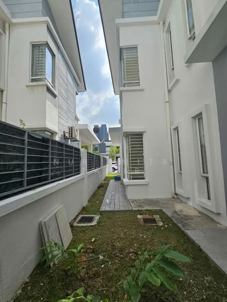 D'Kayangan untuk Untuk Dijual - RM 1,300,000, Mac 2026 - Exterior - PropertyGuru.com.my