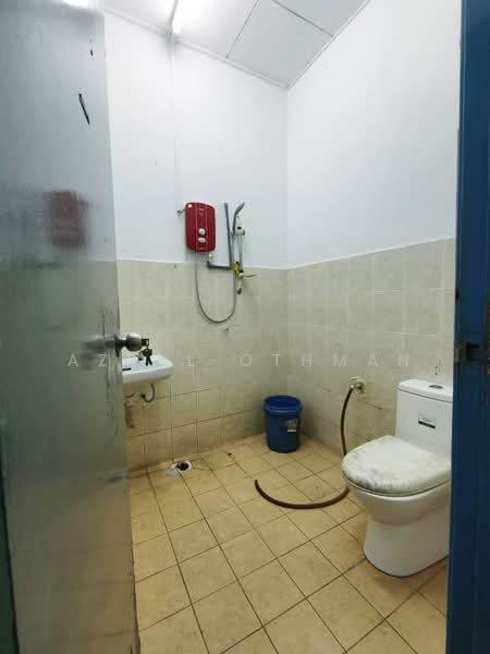 Taman Chembong Utama untuk Untuk Dijual - RM 420,000, Feb 2026 - Bathroom - PropertyGuru.com.my