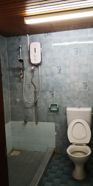 2-storey Terraced House for Sale in SS2 (Petaling Jaya) - Cheah Mooi Hoon - Bathroom - PropertyGuru.com.my