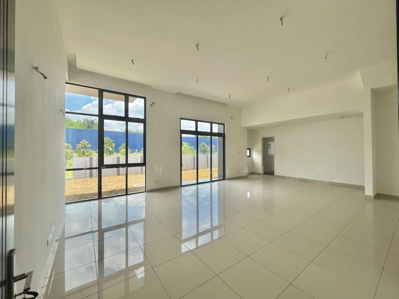 Kota Kemuning untuk Untuk Dijual - RM 2,450,000, Feb 2026 - Living Room - PropertyGuru.com.my