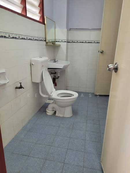 Taman Wawasan untuk Untuk Dijual - RM 760,000, Mac 2026 - Bathroom - PropertyGuru.com.my