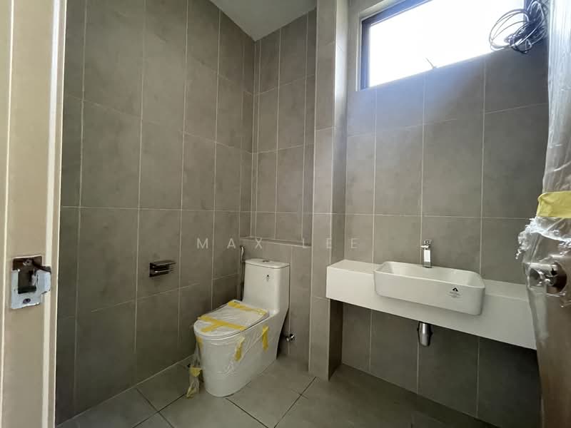 Terraced House for Sale in Bandar Kinrara Seksyen 1 (Bandar Kinrara) - Max Lee - Bathroom - PropertyGuru.com.my