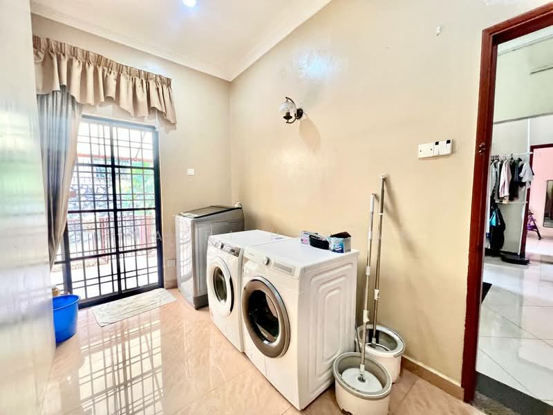 Bungalow for Sale in Seksyen 2 (Shah Alam) - Nazri Hassan - Interior - PropertyGuru.com.my