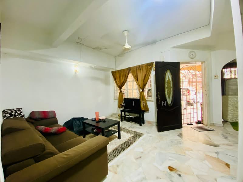 2-storey Terraced House for Sale in Bandar Tun Hussein Onn (Cheras) - M.J Zairin - Living Room - PropertyGuru.com.my