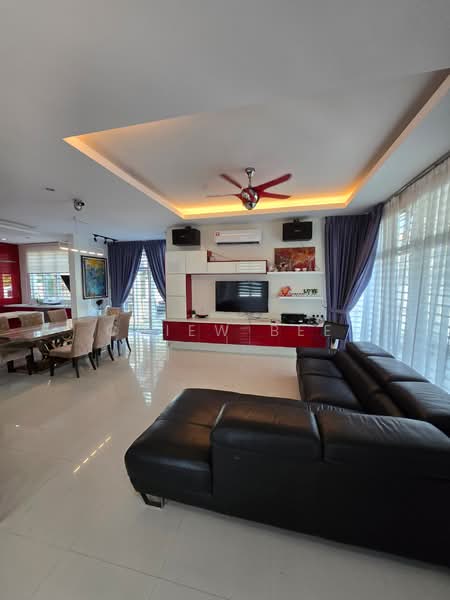 3-Storey Bungalow at Batu Ferringhi untuk Untuk Disewa - RM 7,000 /bulan, Mac 2026 - Living Room - PropertyGuru.com.my